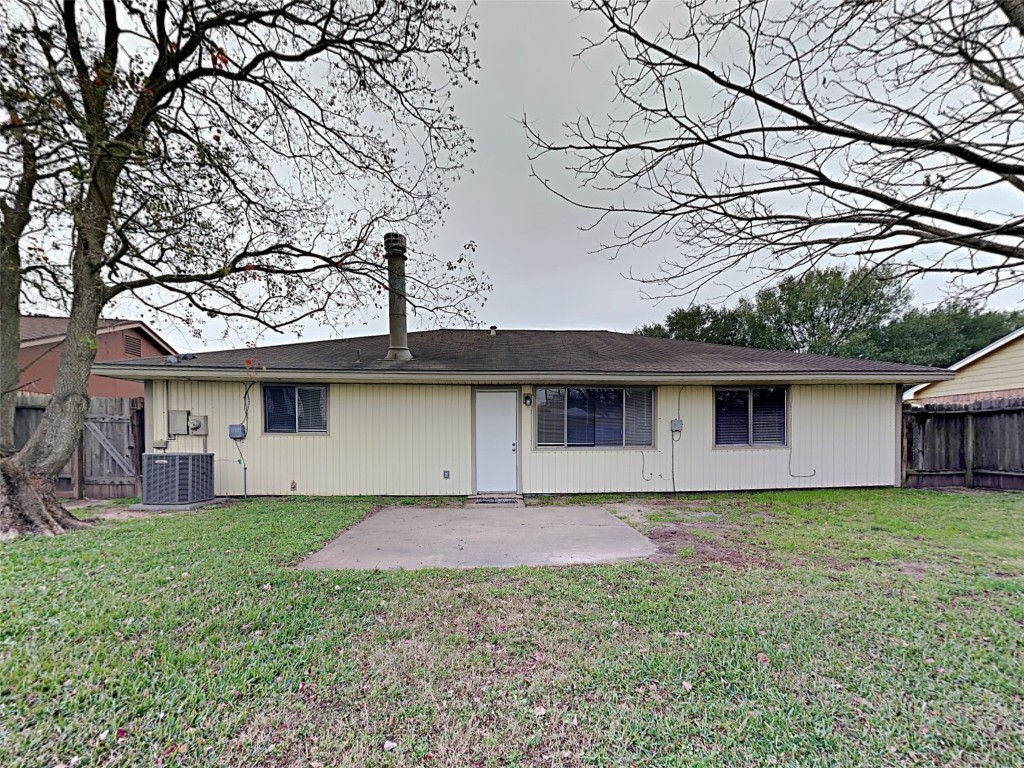 7306 Ridgeberry Drive Houston, TX 77095 - Photo 16 of 16 front view of a house with a yard