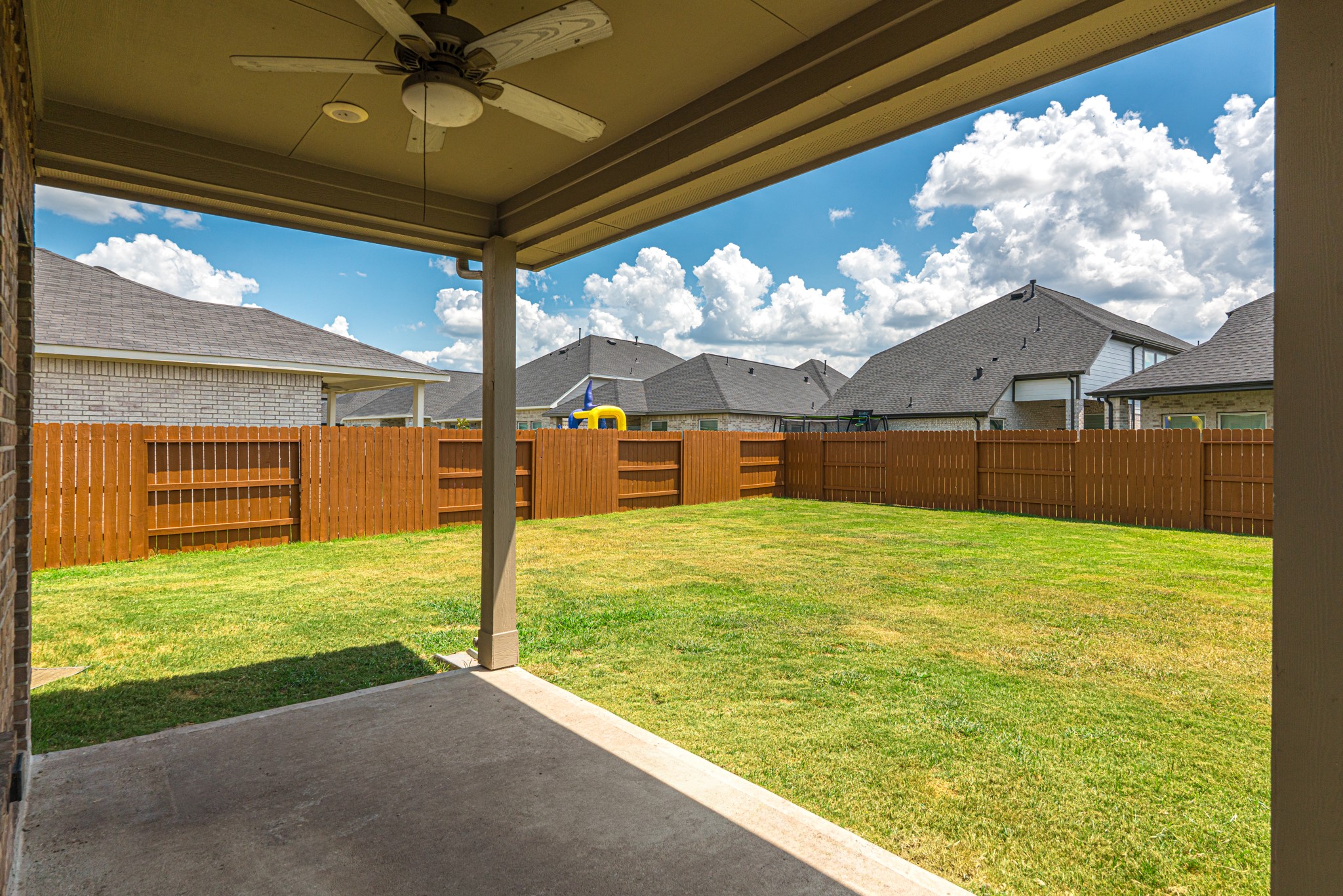 10530 Preserve Way Conroe, TX 77385 - Photo 7 of 18