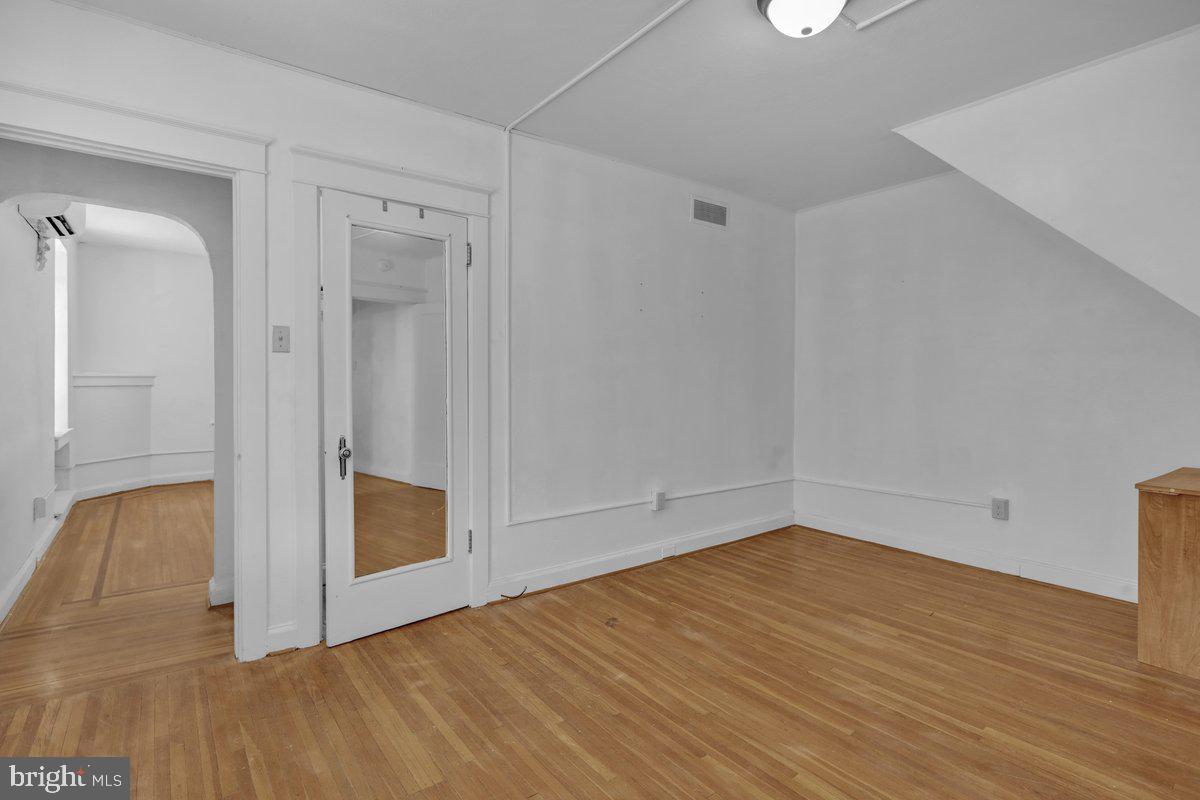 4000 Penn Sinking Spring Sinking Spring, PA 19608 - Photo 9 of 20 a view of a room with wooden floor