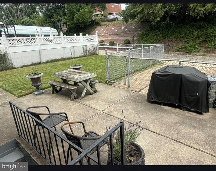615 47th Street Baltimore, MD 21224 - Photo 6 of 33