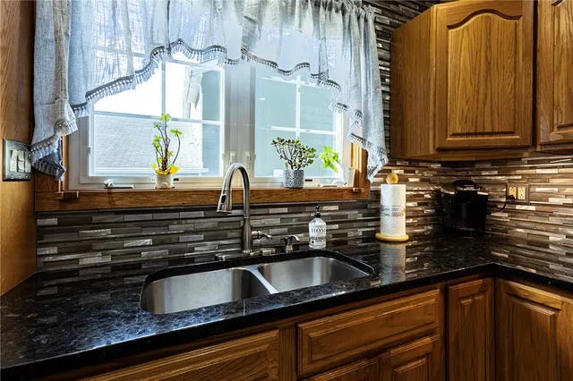 $449,900 | 196 Perrine Avenue, Auburn, NY 13021