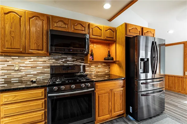 $449,900 | 196 Perrine Avenue, Auburn, NY 13021