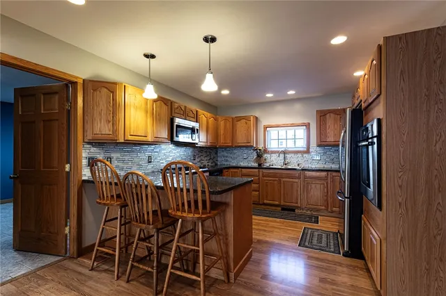 $449,900 | 196 Perrine Avenue, Auburn, NY 13021