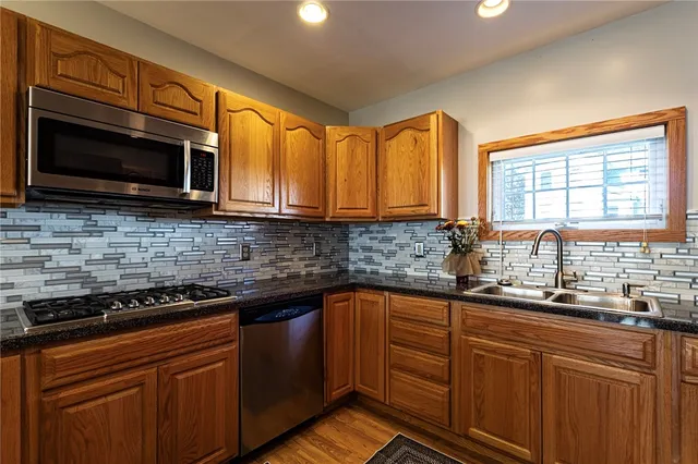 $449,900 | 196 Perrine Avenue, Auburn, NY 13021