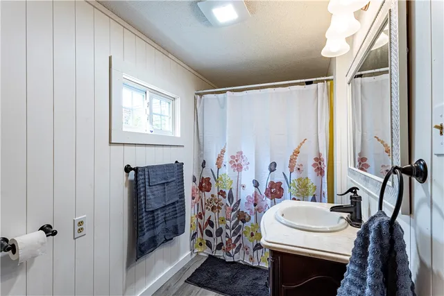 $449,900 | 196 Perrine Avenue, Auburn, NY 13021