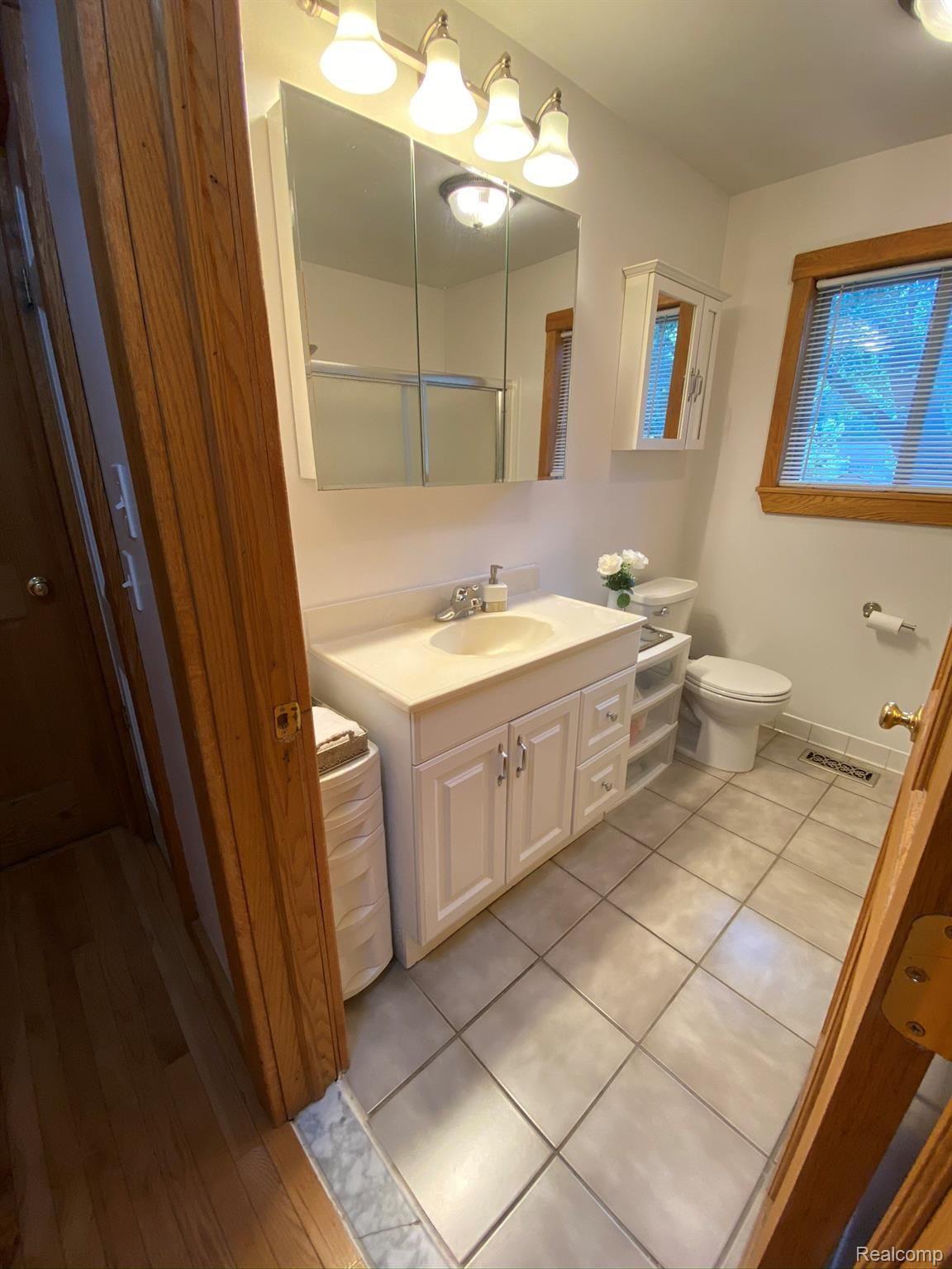 5150 Warmbriar Road White Lake, MI 48383 - Photo 17 of 34 IMG_4293.JPEG