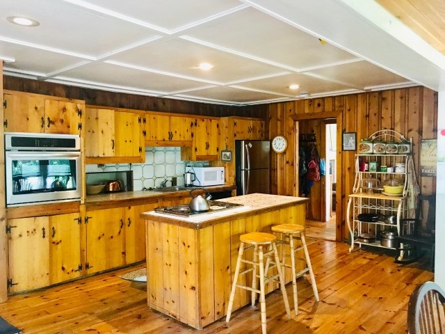 32 Varney Point Rd Right Gilford, NH 03249 - Photo 2 of 16