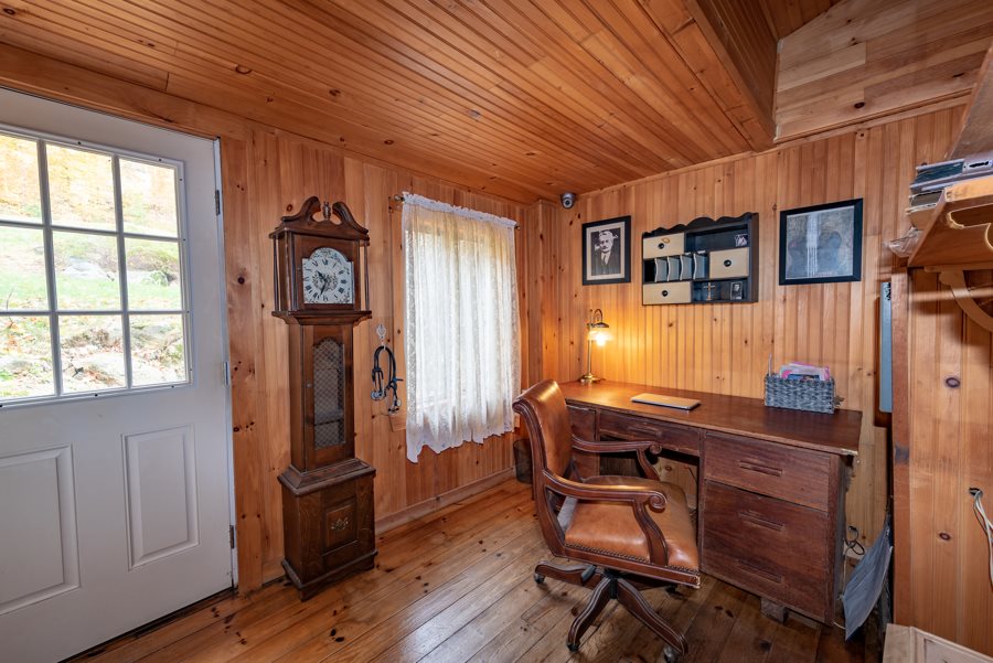 32 Varney Point Rd Right Gilford, NH 03249 - Photo 4 of 16