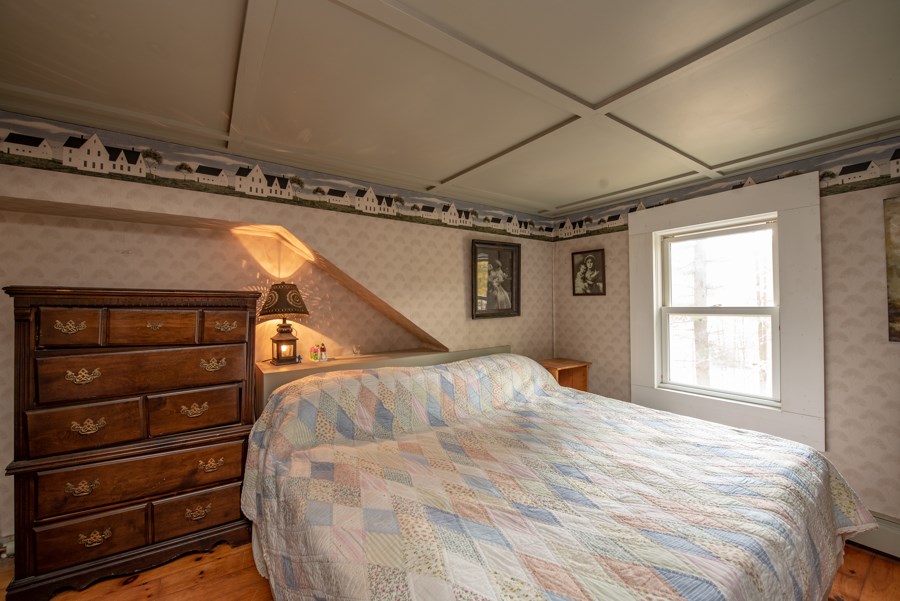 32 Varney Point Rd Right Gilford, NH 03249 - Photo 10 of 16
