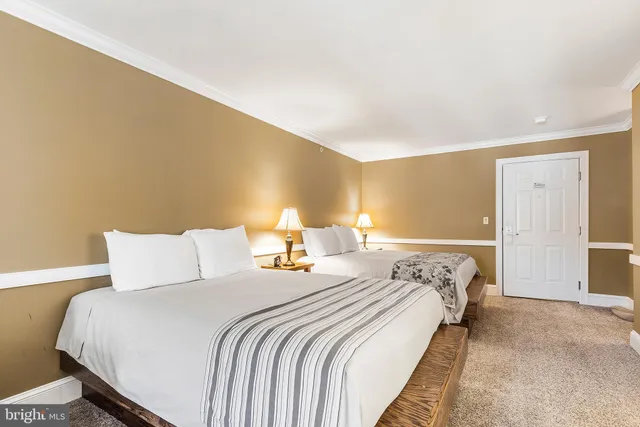 $2,650,000 | 214 North Market Street, Selinsgrove, PA 17870