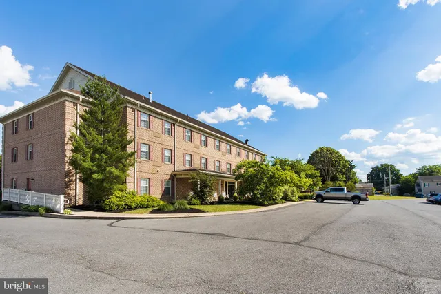 $2,650,000 | 214 North Market Street, Selinsgrove, PA 17870