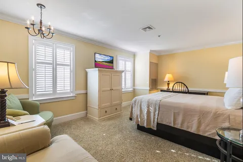 $2,650,000 | 214 North Market Street, Selinsgrove, PA 17870