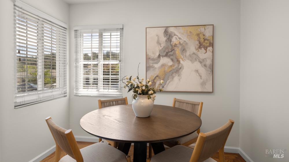 218 Solano Street San Rafael, CA 94901 - Photo 8 of 39 Gallery Image 8