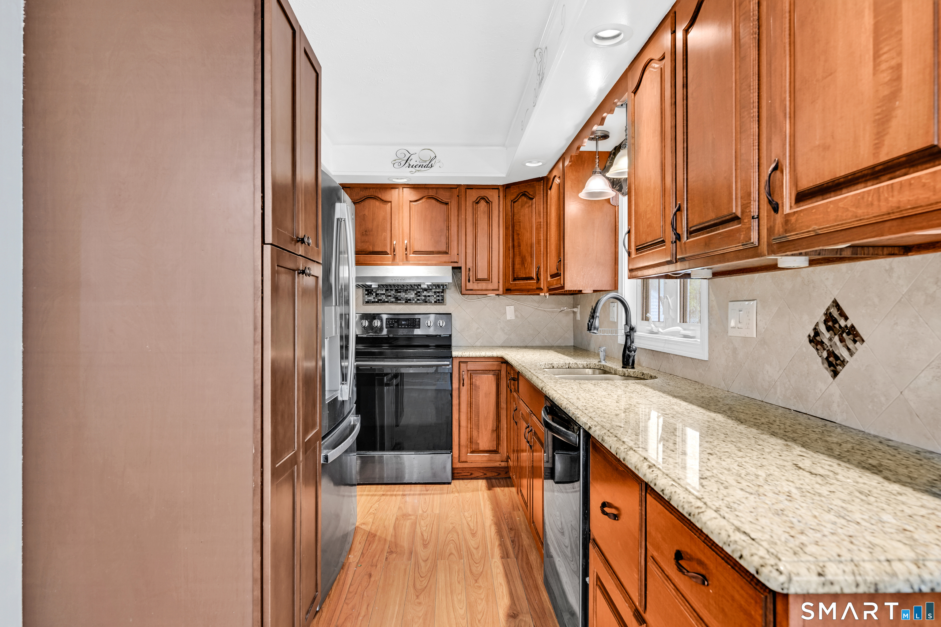 52 Monce Road Burlington, CT 06013 - Photo 11 of 39