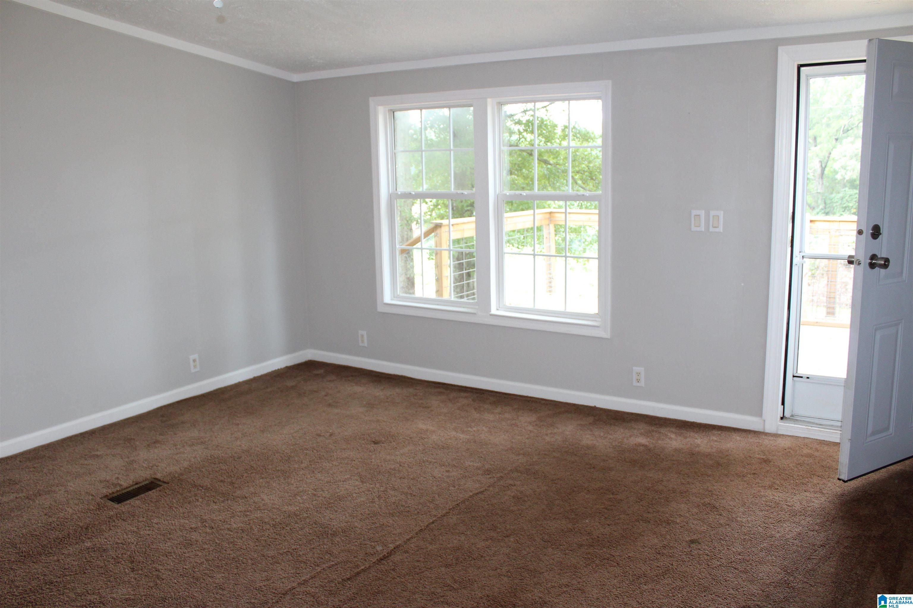 556 Old Miller Ferry Road Dadeville, AL 36853 - Photo 5 of 16