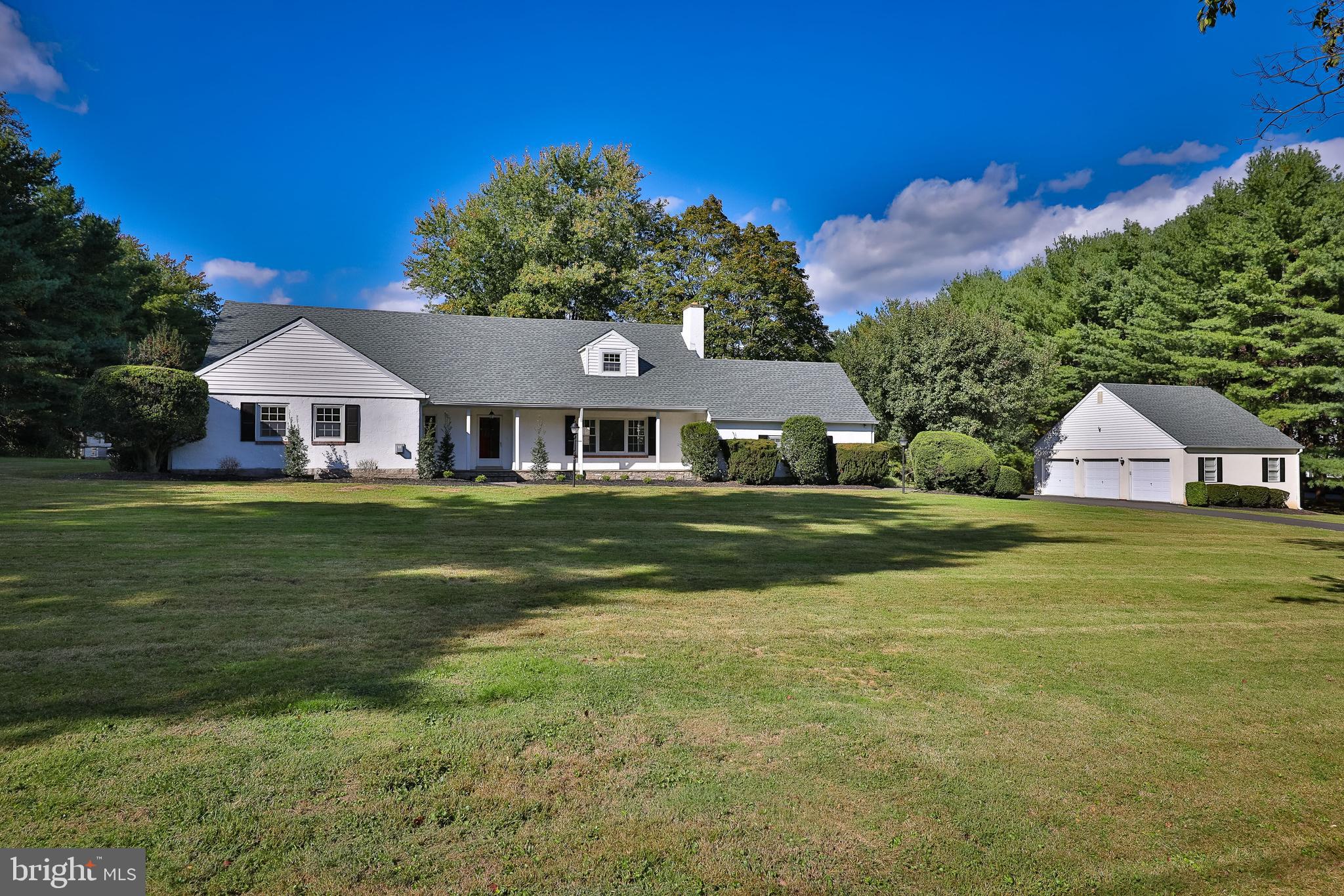 2810 Edge Hill Road Huntingdon Valley, PA 19006 - Photo 2 of 35 Front Exterior