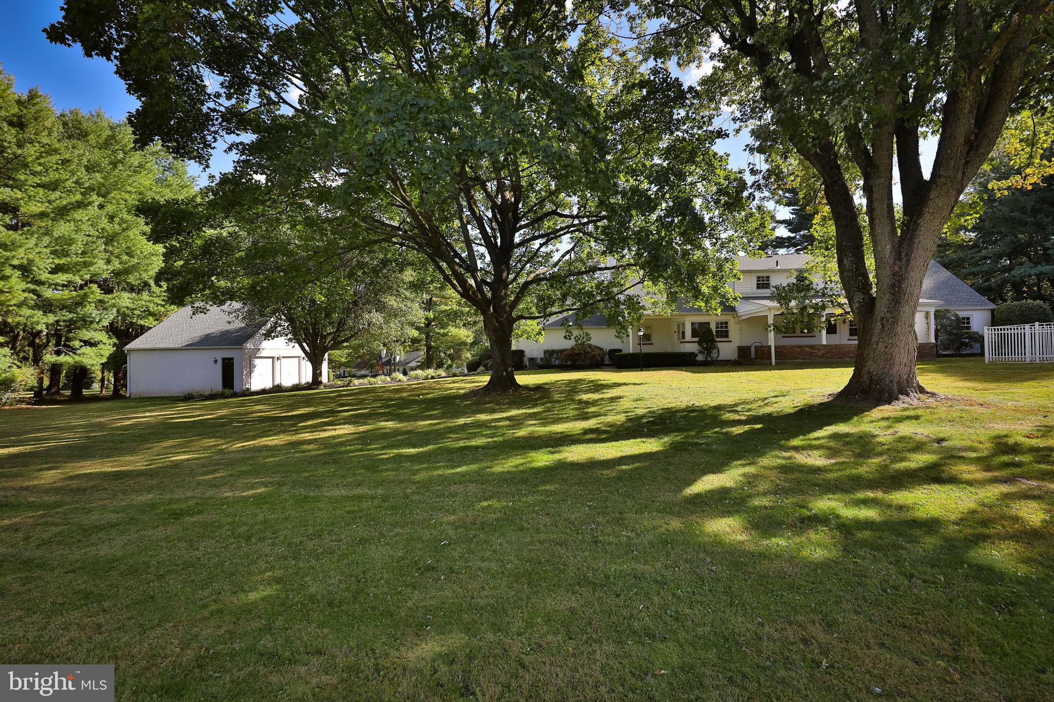 2810 Edge Hill Road Huntingdon Valley, PA 19006 - Photo 33 of 35 Rear Exterior