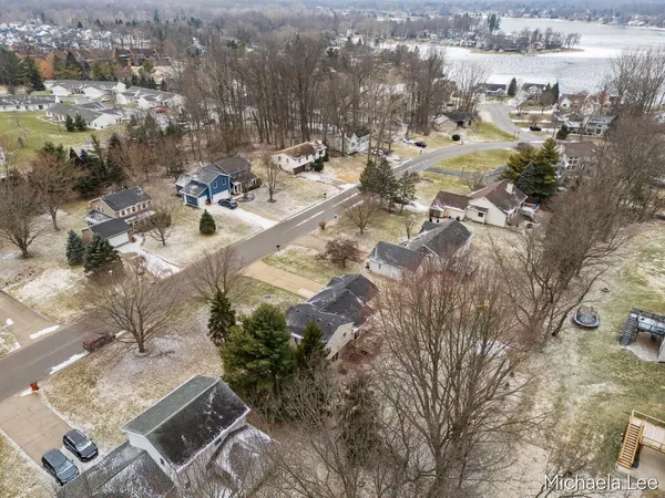 $444,900 | 6737 Gran Via Drive Northeast, Rockford, MI 49341