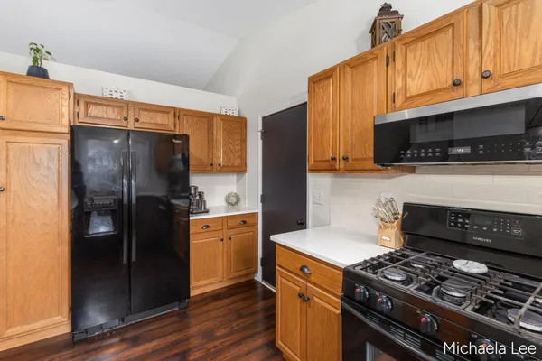 $444,900 | 6737 Gran Via Drive Northeast, Rockford, MI 49341