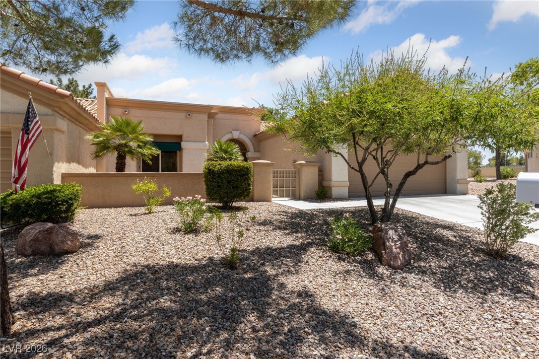 1900 Bellview Street Las Vegas, NV 89134 - Photo 14 of 65