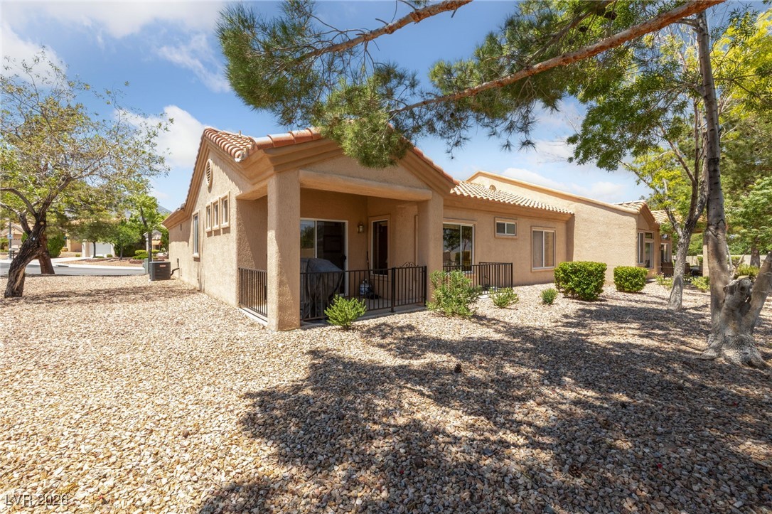 1900 Bellview Street Las Vegas, NV 89134 - Photo 17 of 65
