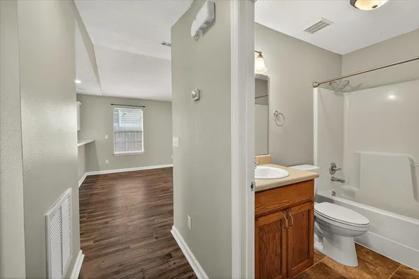 $1,950 | 182 Tafflinger Road, Crawfordville, FL 32327