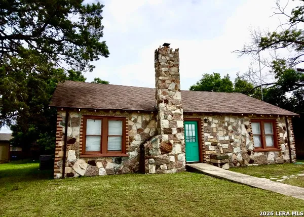$123,000 | 202 East 2nd Street, Nixon, TX 78140