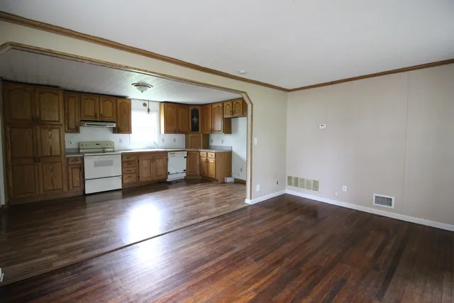 $145,000 | 14415 Huron Street, Taylor, MI 48180