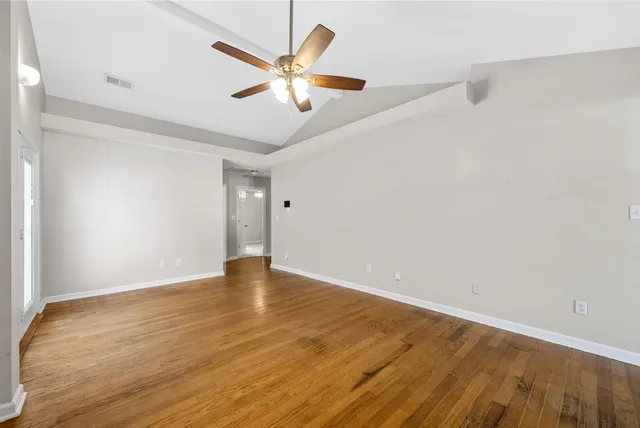 $1,300 | 529 Southwind Drive, Hopkinsville, KY 42240