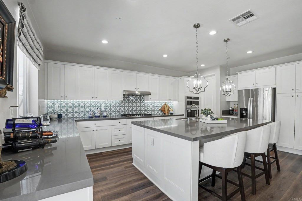 1449 Keck Road Chula Vista, CA 91913 - Photo 5 of 45 Gallery Image 5