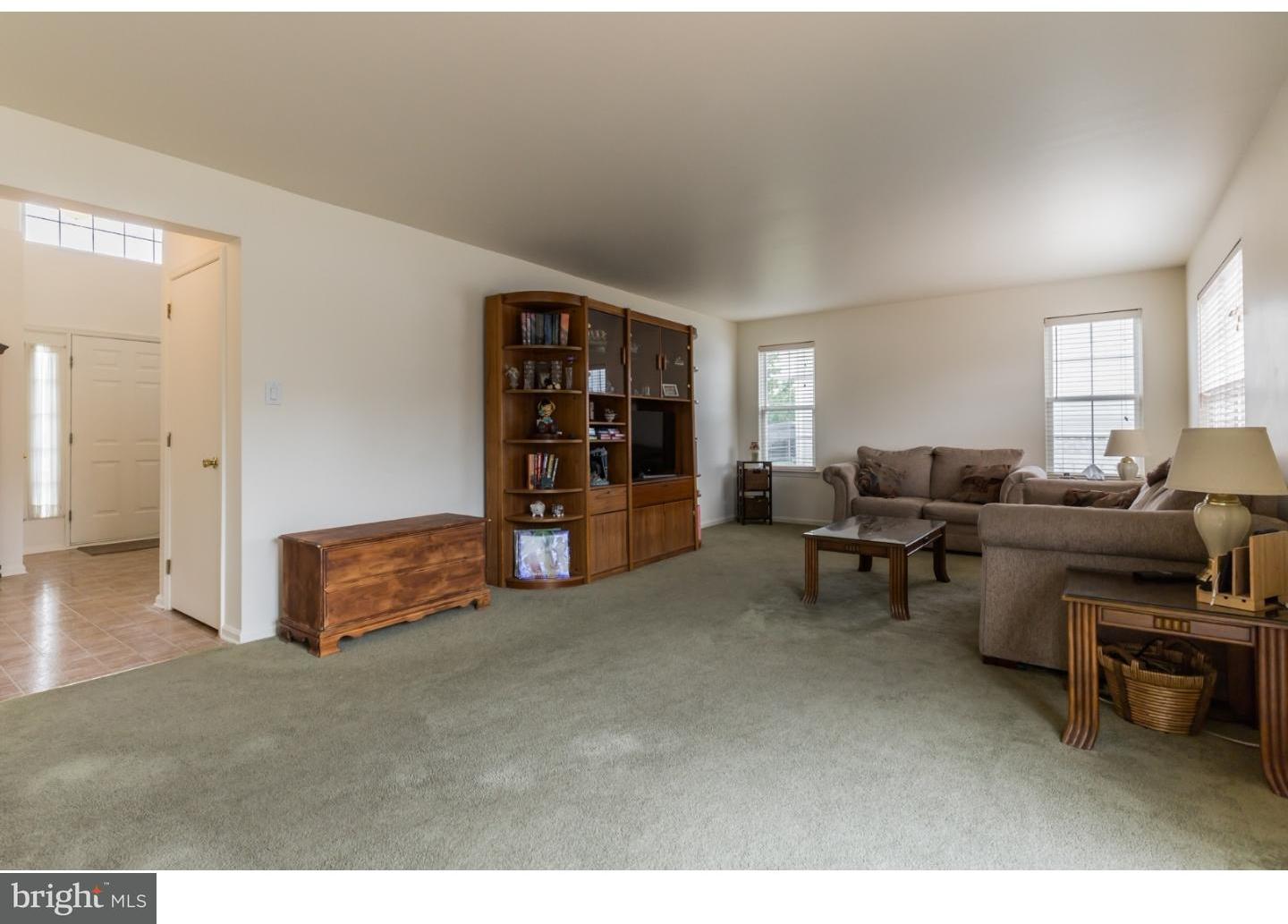 982 Honeysuckle Road Williamstown, NJ 08094 - Photo 12 of 25 Gallery Image 12