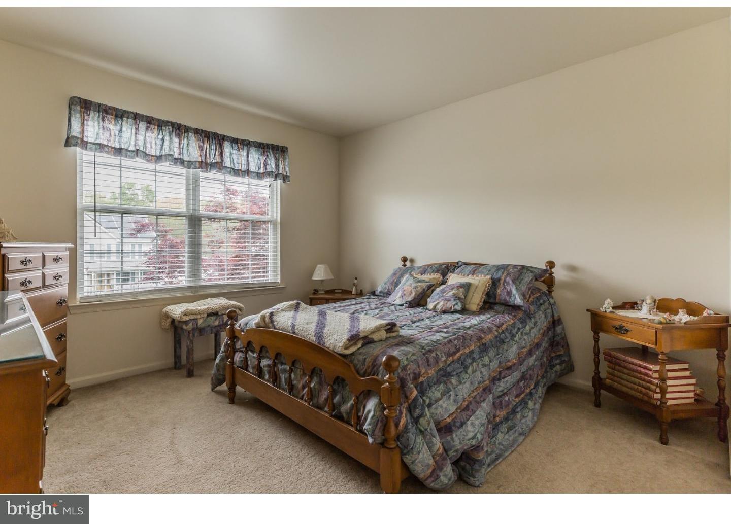 982 Honeysuckle Road Williamstown, NJ 08094 - Photo 20 of 25 Gallery Image 20
