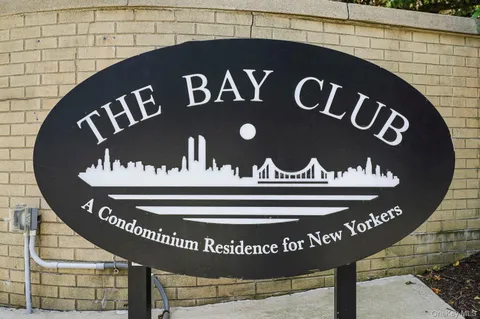 $525,000 | 2 Bay Club Drive, Unit 6F | Bay Terrace