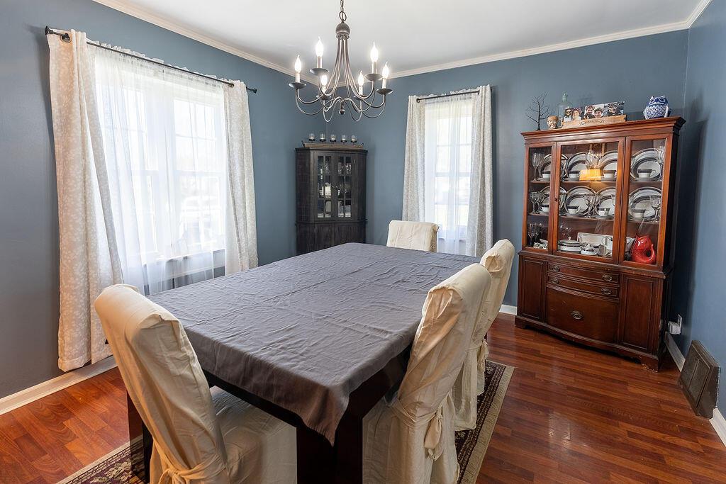 598 Commanche Road Chillicothe, OH 45601 - Photo 13 of 48 Dining Room