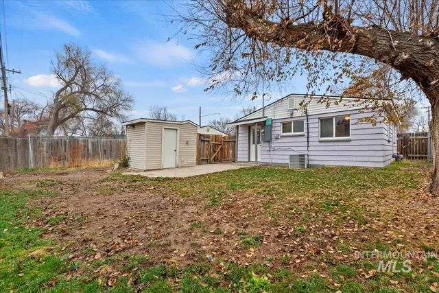 $230,000 | 109 East 8th Street North, Mountain Home, ID 83647