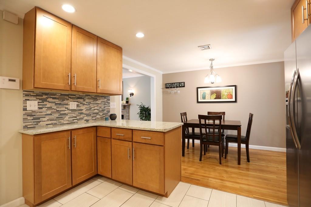 22 Longview Road Framingham, MA 01701 - Photo 10 of 37 Gallery Image 10