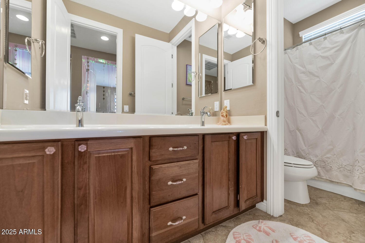 3923 East Rockingham Road Phoenix, AZ 85050 - Photo 23 of 36 3923 E Rockingham Rd-large-025-027-3923