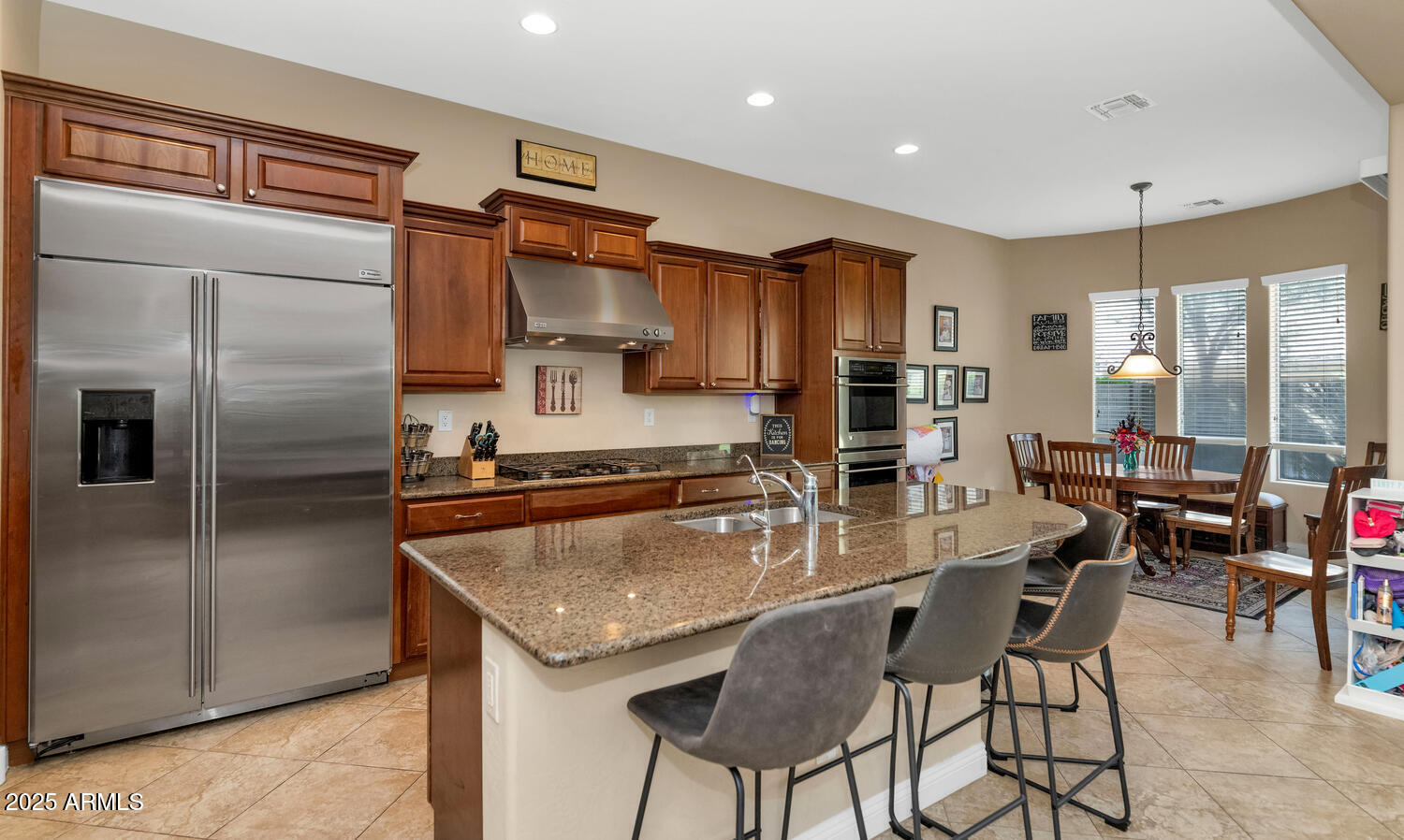 3923 East Rockingham Road Phoenix, AZ 85050 - Photo 8 of 36 3923 E Rockingham Rd-large-009-030-3923