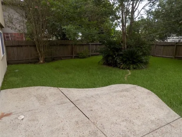 $1,945 | 18018 Imber Forest Lane, Humble, TX 77346