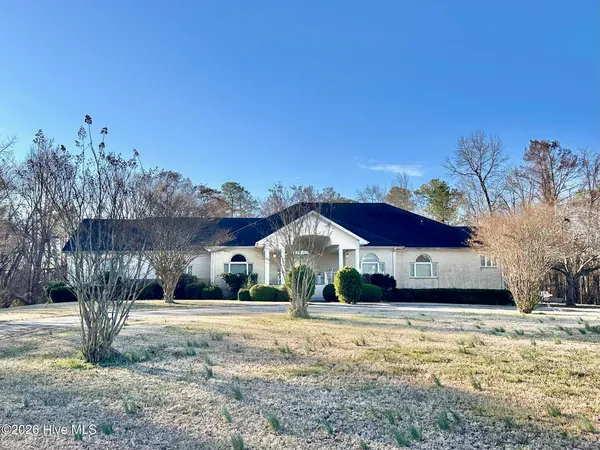 $499,900 | 152 Shady Oak Drive, Hertford, NC 27944