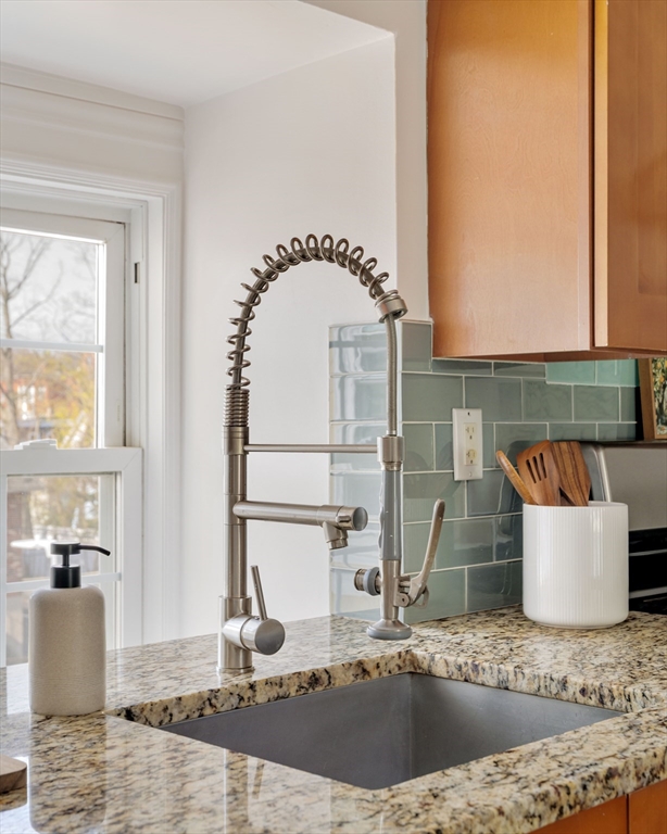 73 Walnut Avenue, Unit 2 Boston, MA 02119 - Photo 20 of 28