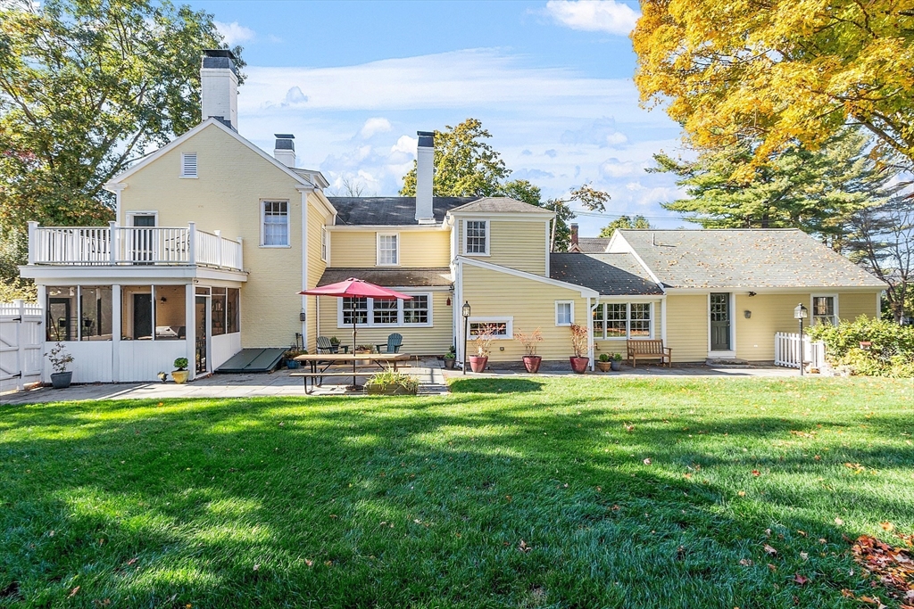 40 Lowell Road, Unit 40 Concord, MA 01742 - Photo 4 of 42 Gallery Image 4