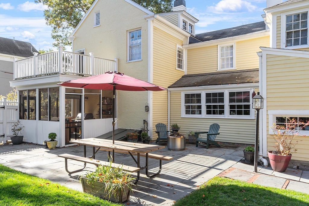 40 Lowell Road, Unit 40 Concord, MA 01742 - Photo 7 of 42 Gallery Image 7