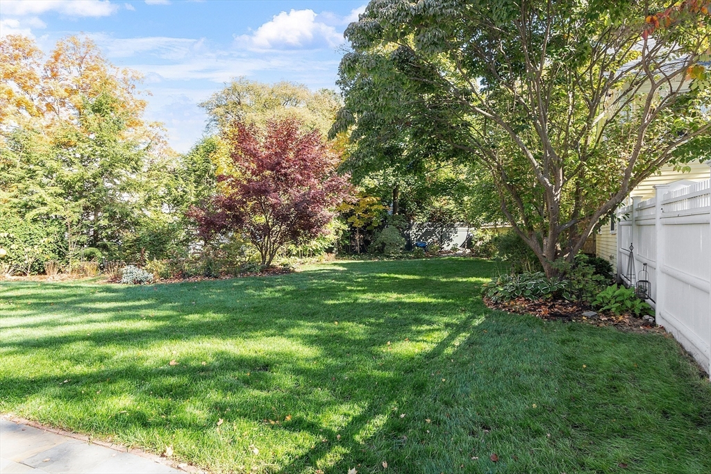 40 Lowell Road, Unit 40 Concord, MA 01742 - Photo 9 of 42 Gallery Image 9
