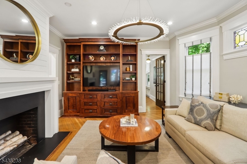22 Oak Ridge Avenue Summit, NJ 07901 - Photo 21 of 38