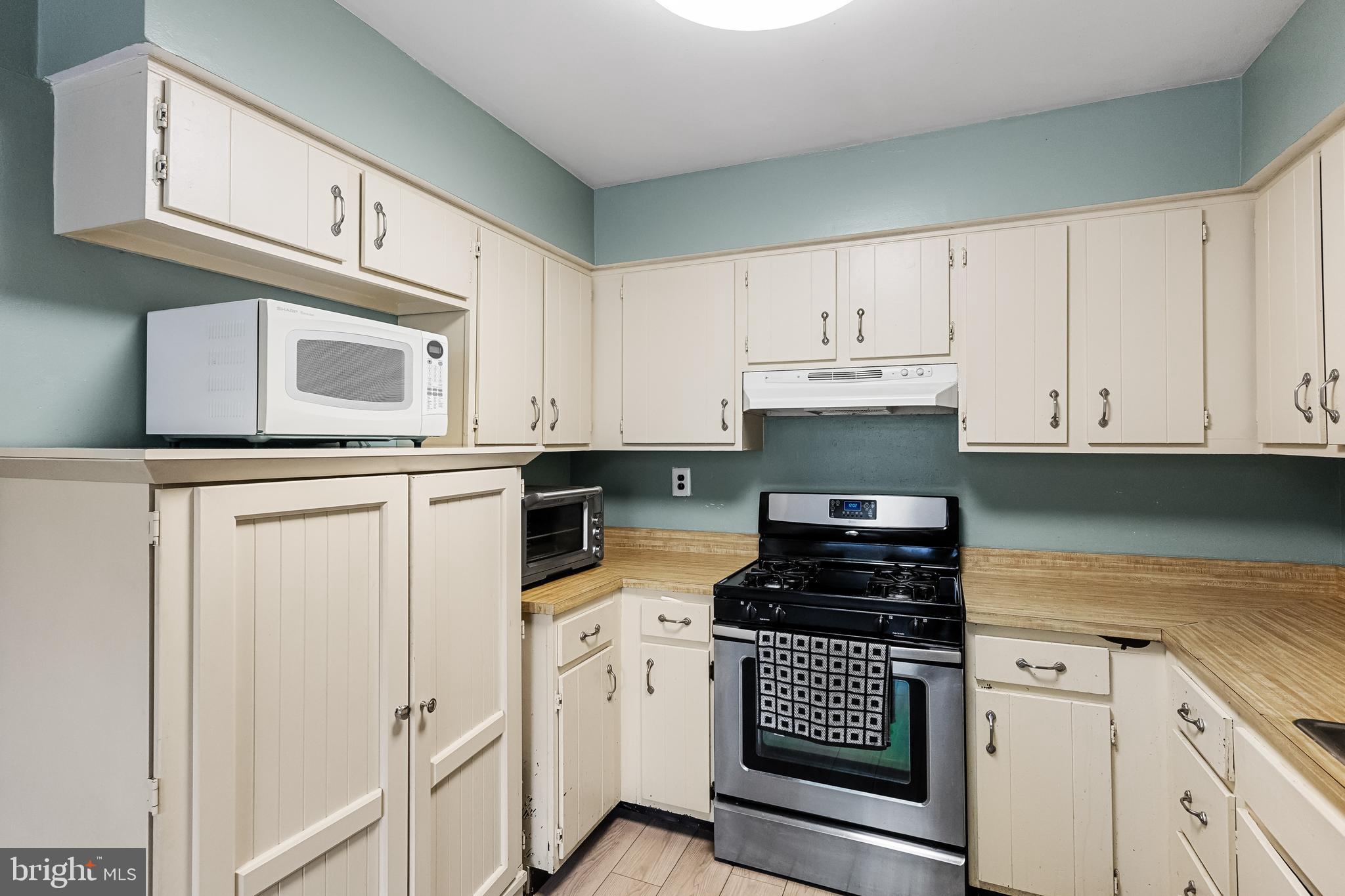 34 Edinburgh Road Blackwood, NJ 08012 - Photo 17 of 36