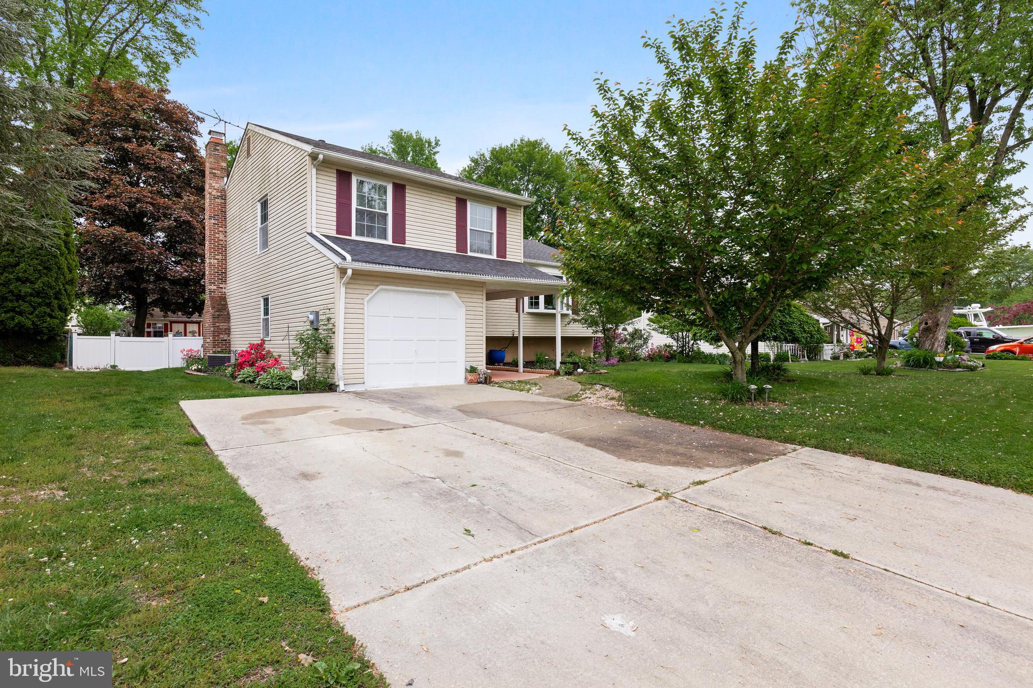 34 Edinburgh Road Blackwood, NJ 08012 - Photo 2 of 36