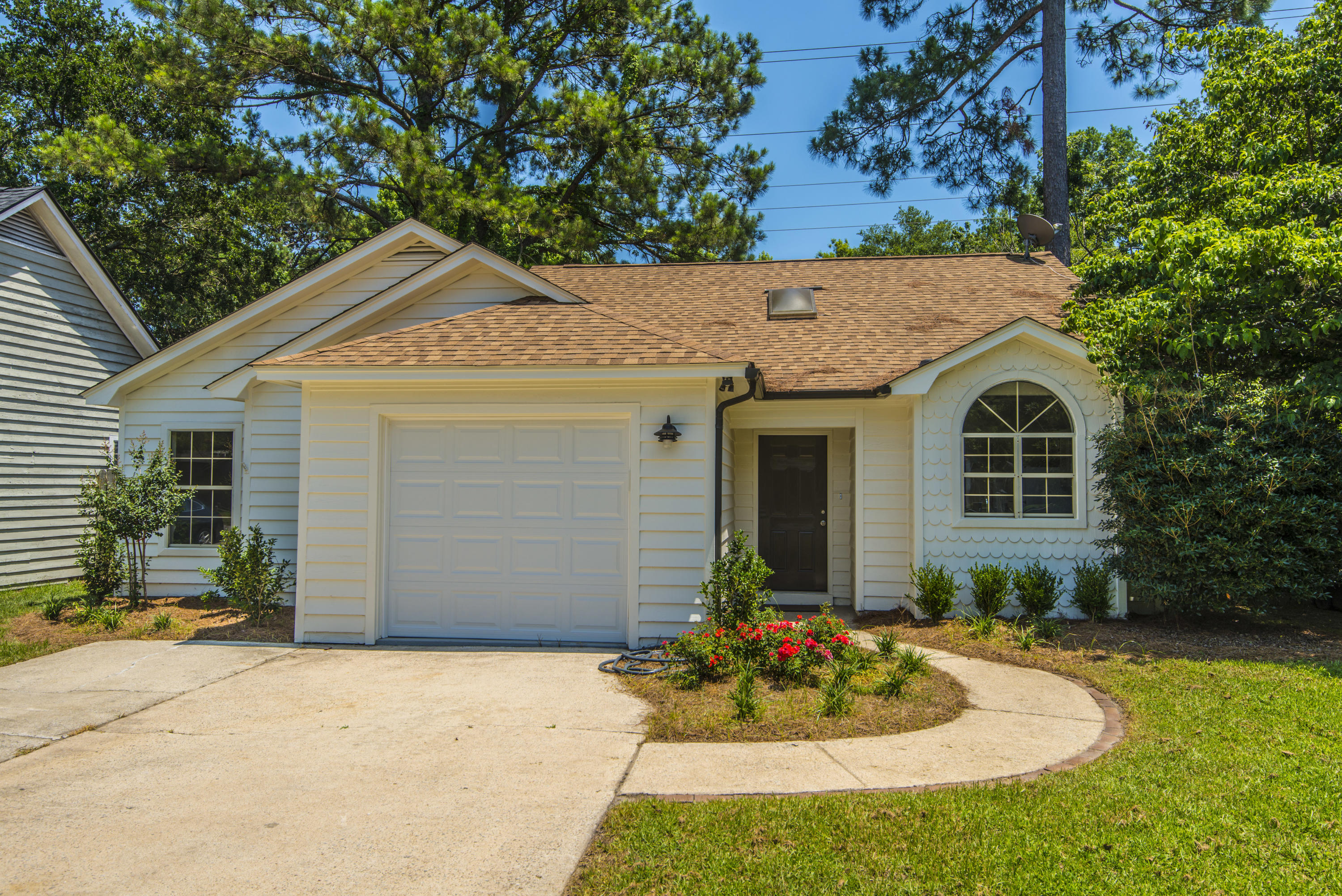 1211 Llewellyn Road Mount Pleasant, SC 29464 - Photo 3 of 33 _DSC9207