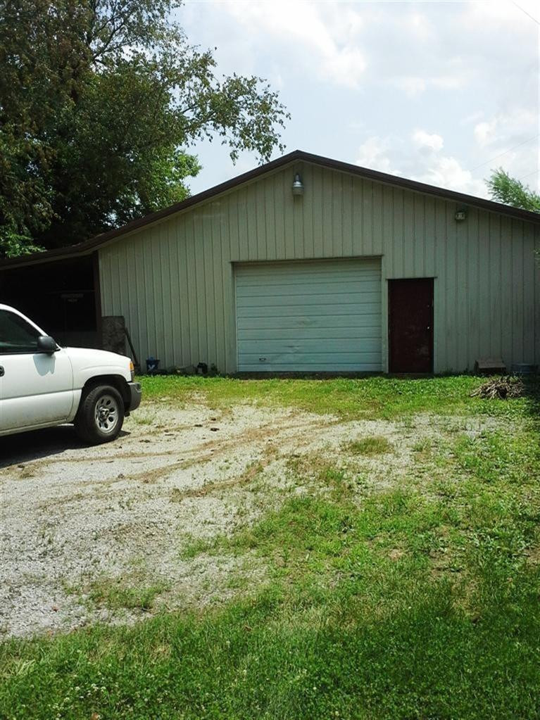 820 Brentsville Road Paris, KY 40361 - Photo 27 of 30 Large metal shop with water, electric, h