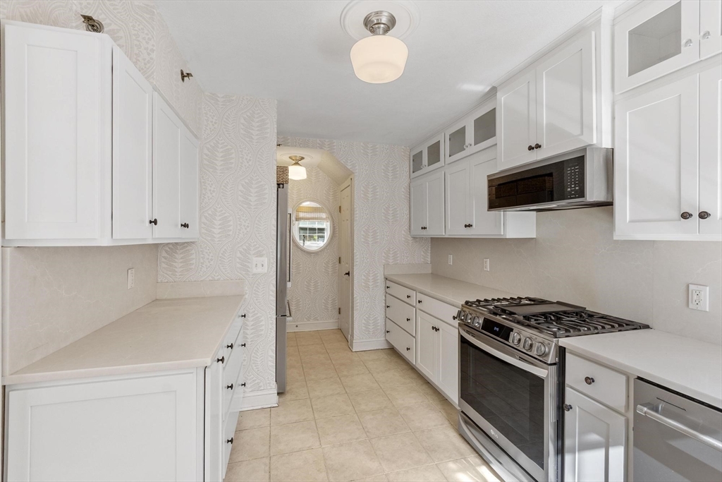18 Bates Street, Unit E Devens, MA 01434 - Photo 8 of 29